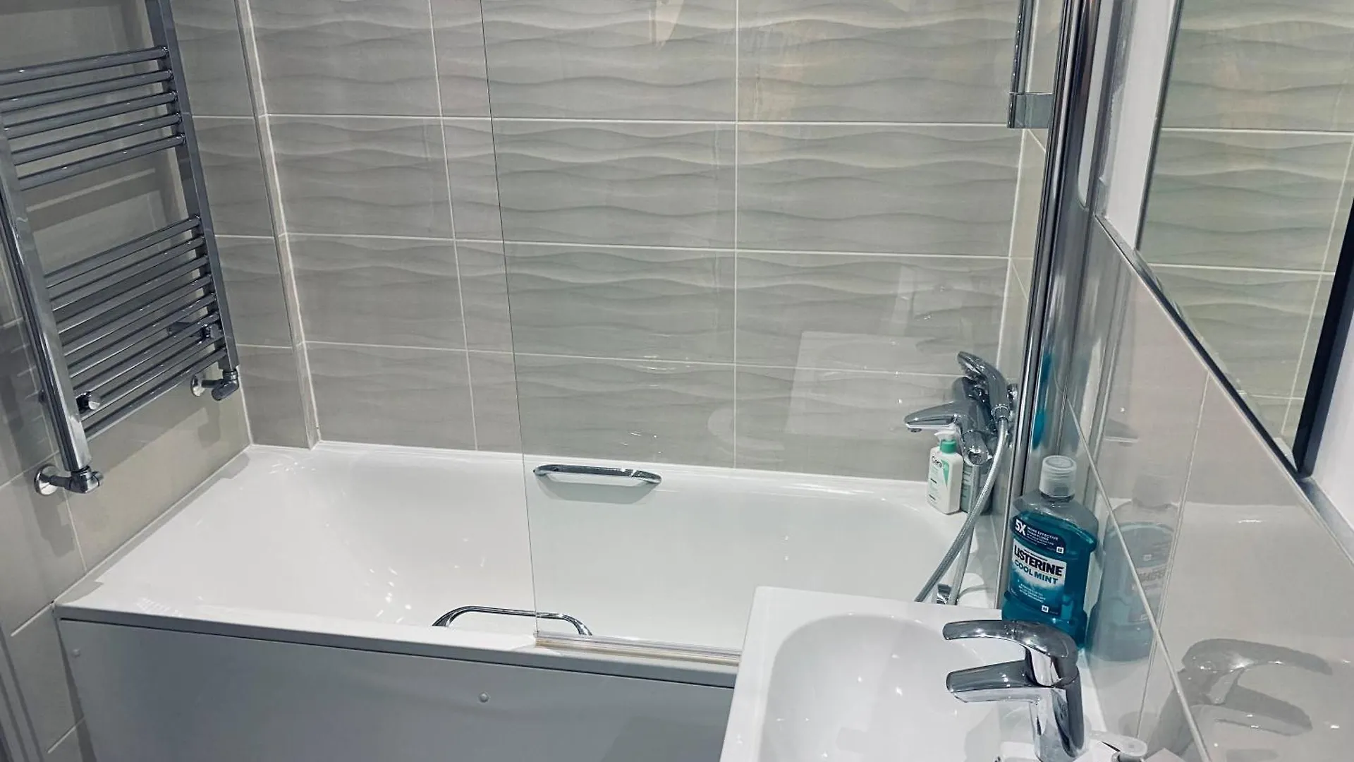 Homestay Nice Double Room With Private Bathroom Barking  United Kingdom